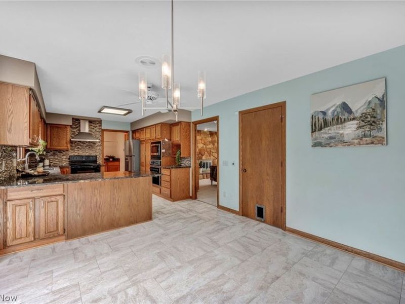 5162 Johnnycake Ridge NE, Canton, OH 44705 Photo 15