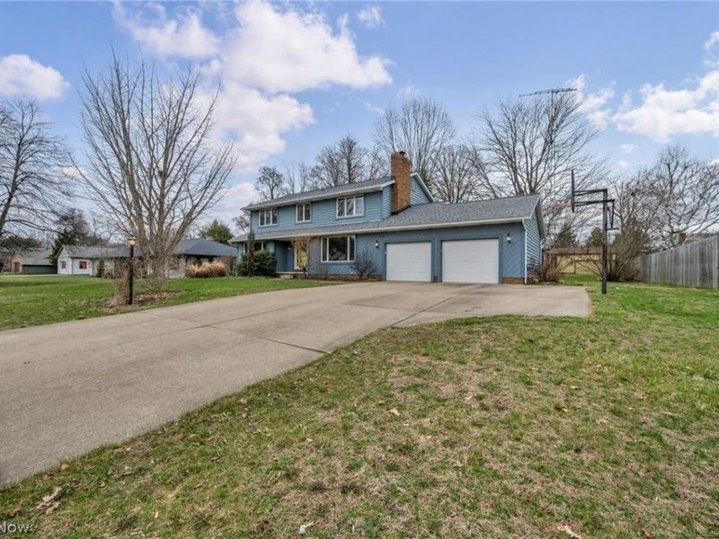 5162 Johnnycake Ridge NE, Canton, OH 44705 Photo 4