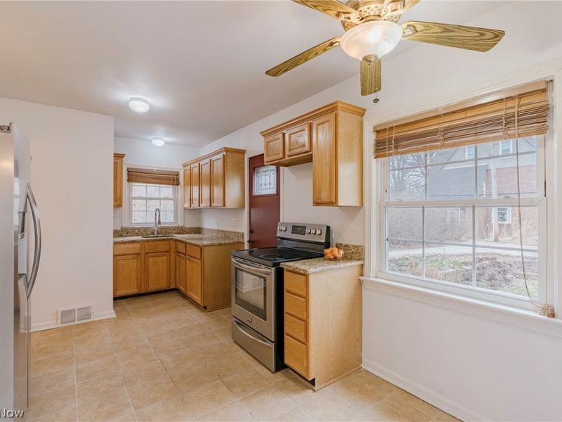 19615 Scottsdale Boulevard , Shaker Heights, OH 44122 Photo 13