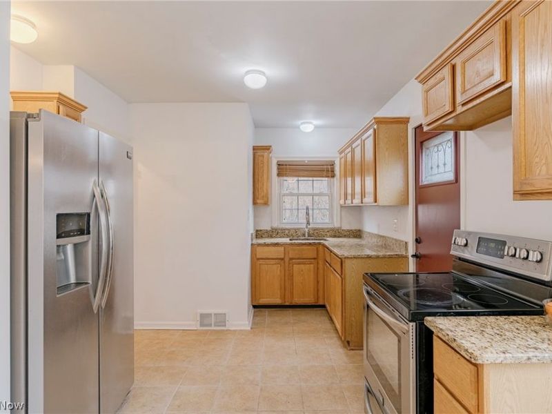 19615 Scottsdale Boulevard , Shaker Heights, OH 44122 Photo 14