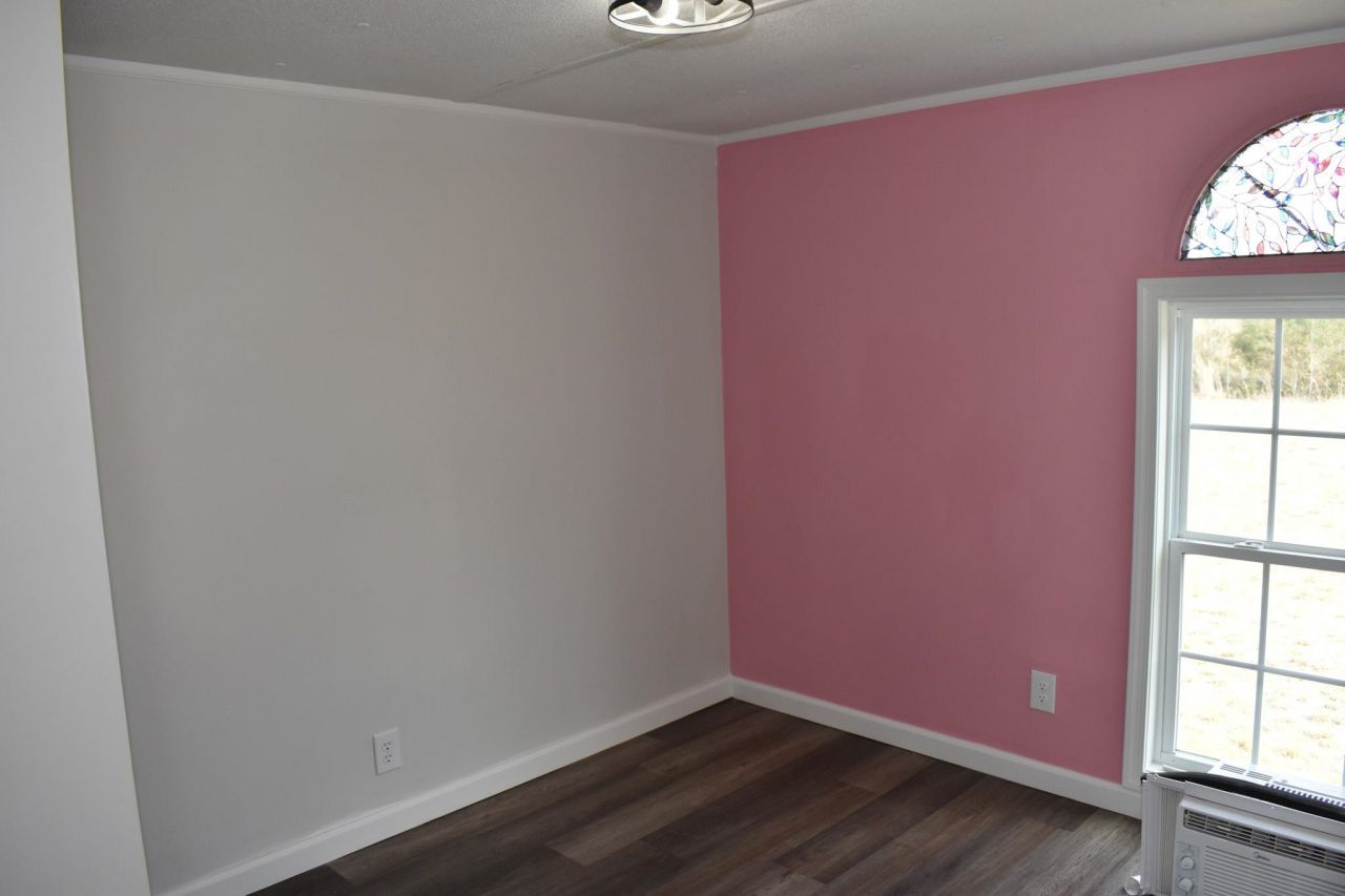 9968 Hardwick Rd. Photo 23