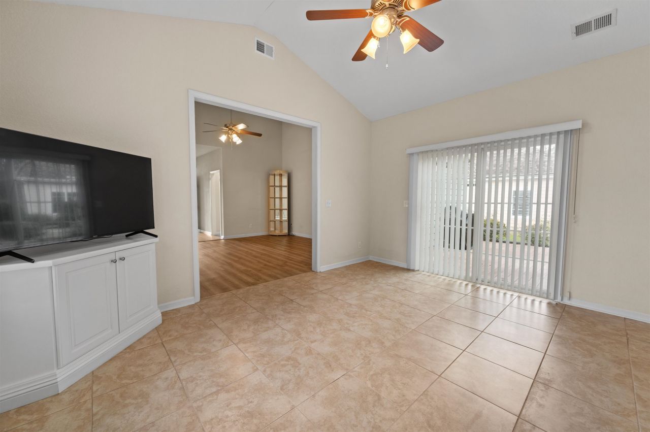 749 Ashley Manor Dr. Photo 19