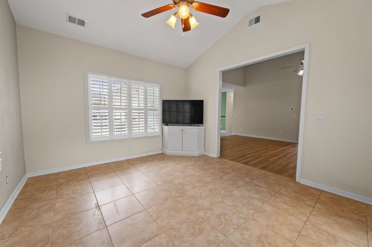 749 Ashley Manor Dr. Photo 20