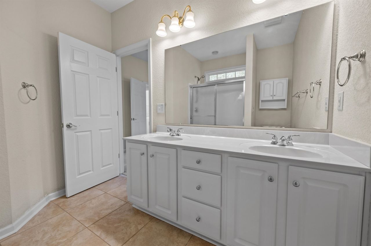 749 Ashley Manor Dr. Photo 26