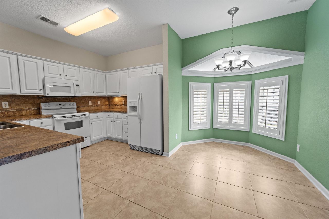 749 Ashley Manor Dr. Photo 8