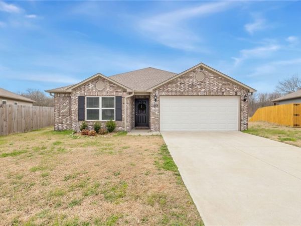 1127 E Sparrow Circle , Fayetteville, AR 72701