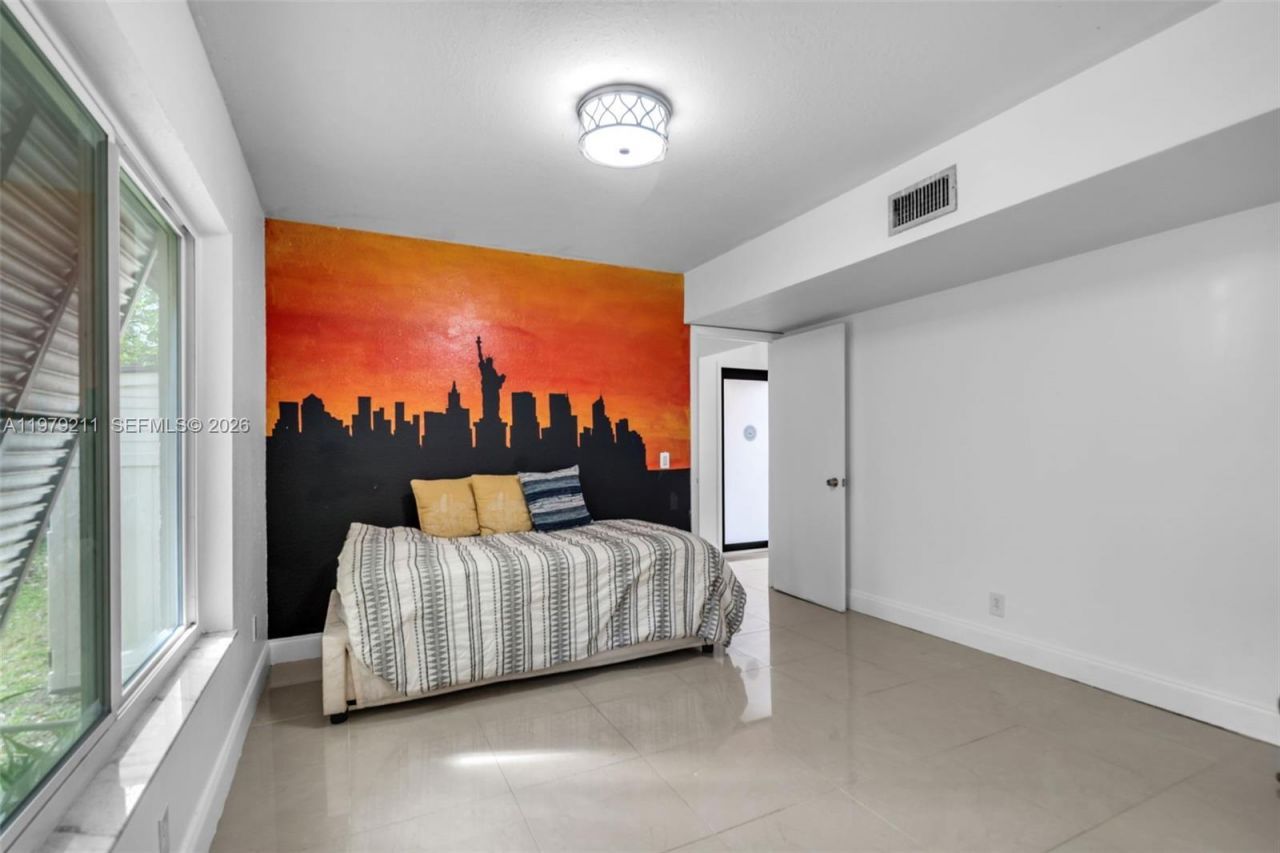 3785 Raleigh Street, Hollywood, FL 33021 Photo