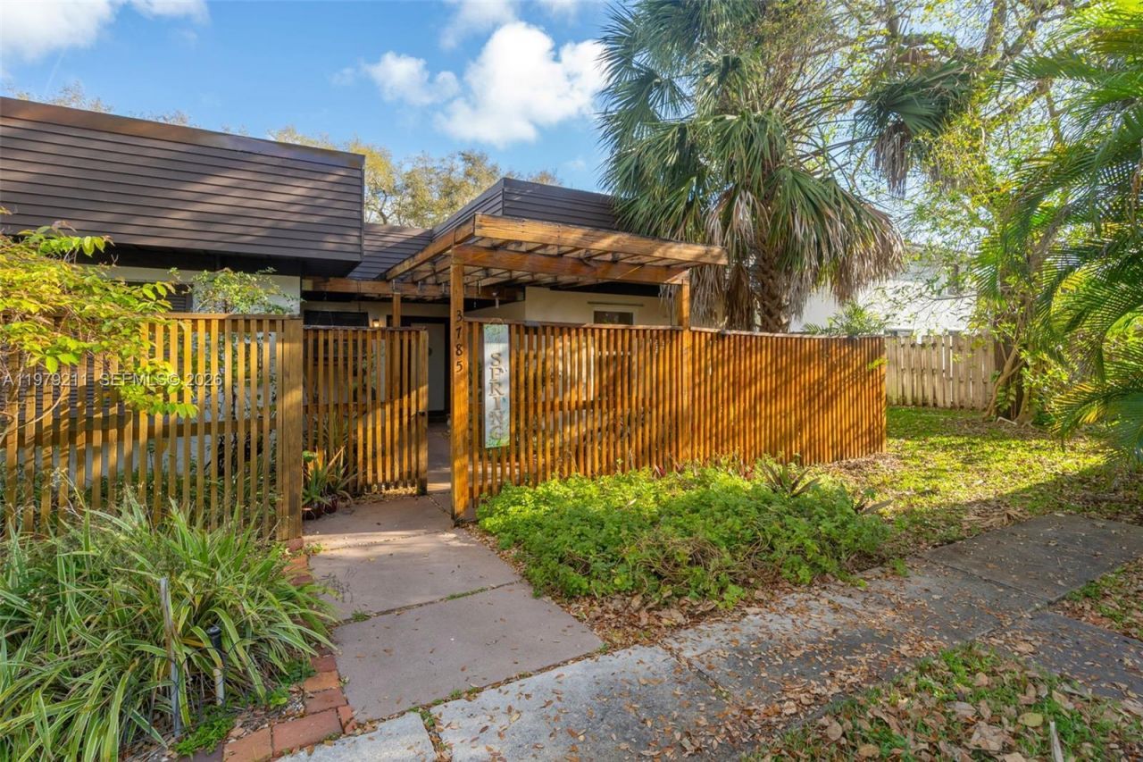 3785 Raleigh Street, Hollywood, FL 33021 Photo