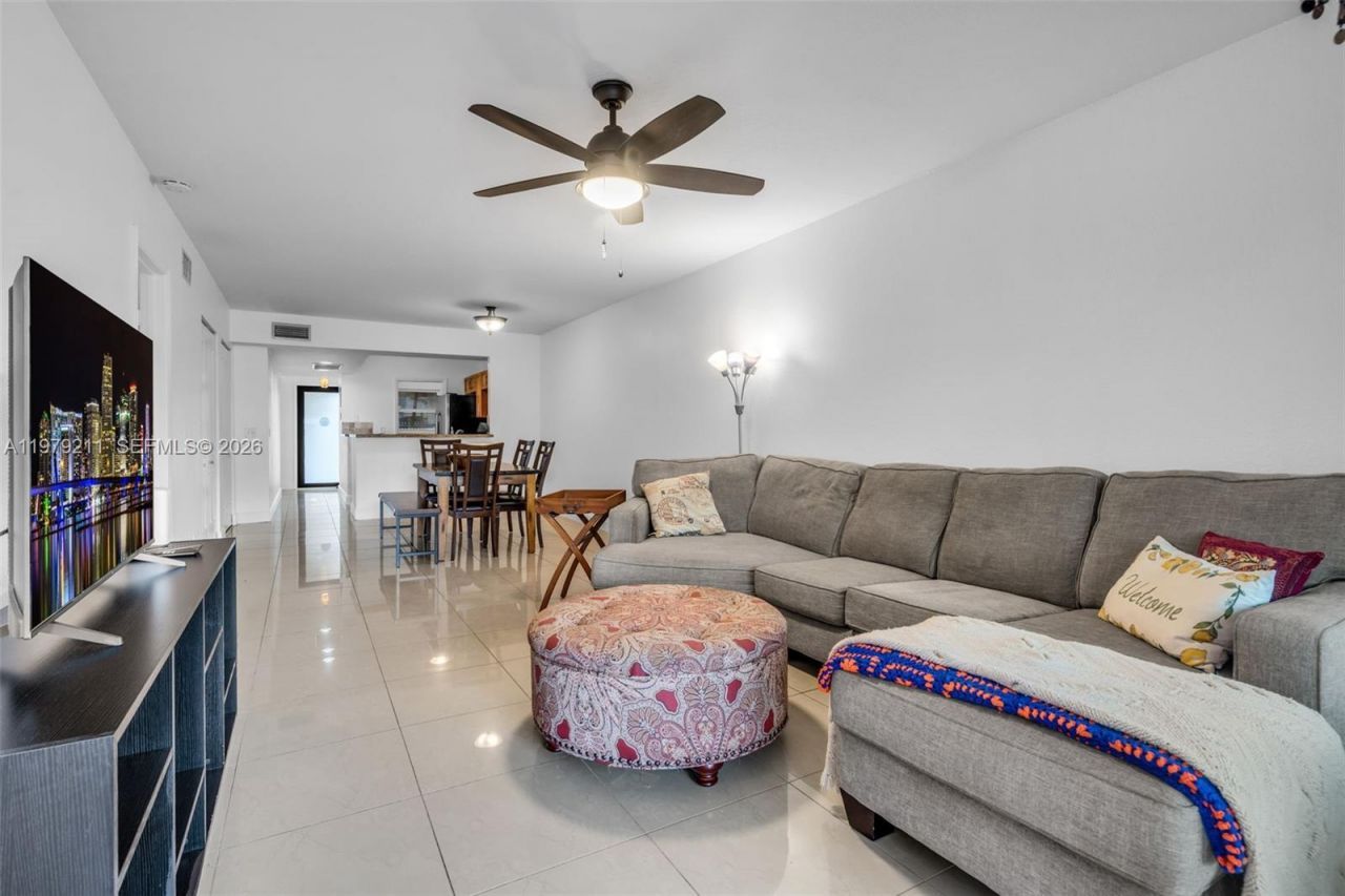 3785 Raleigh Street, Hollywood, FL 33021 Photo