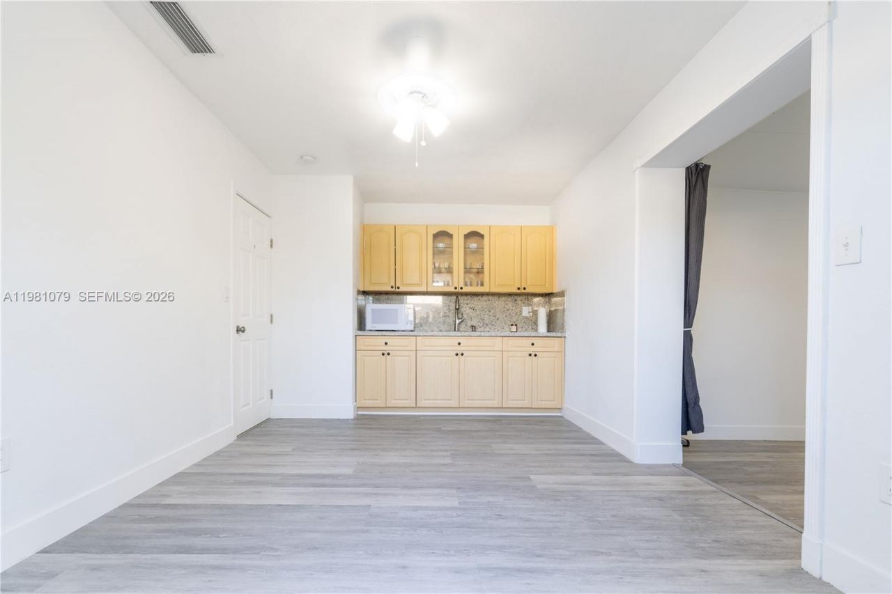 19600 Gulfstream Rd , Cutler Bay, FL 33157 Photo