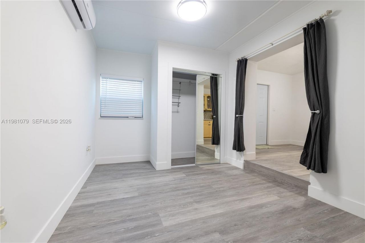 19600 Gulfstream Rd , Cutler Bay, FL 33157 Photo