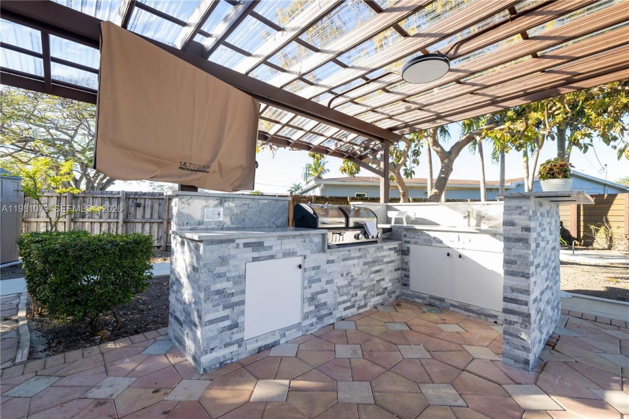 19600 Gulfstream Rd , Cutler Bay, FL 33157 Photo