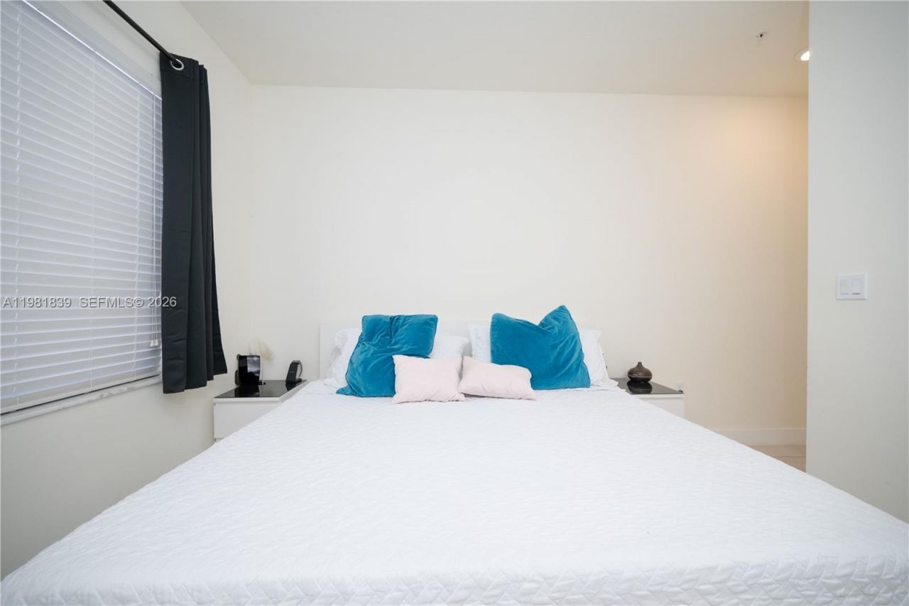 8031 NW 104th Ave , Unit 5, Doral, FL 33178 Photo