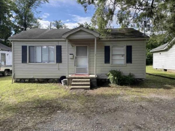 1505 W 37th , North Little Rock, AR 72118