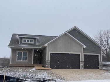 19719 Brooklyn Trail, Farmington, MN 55044