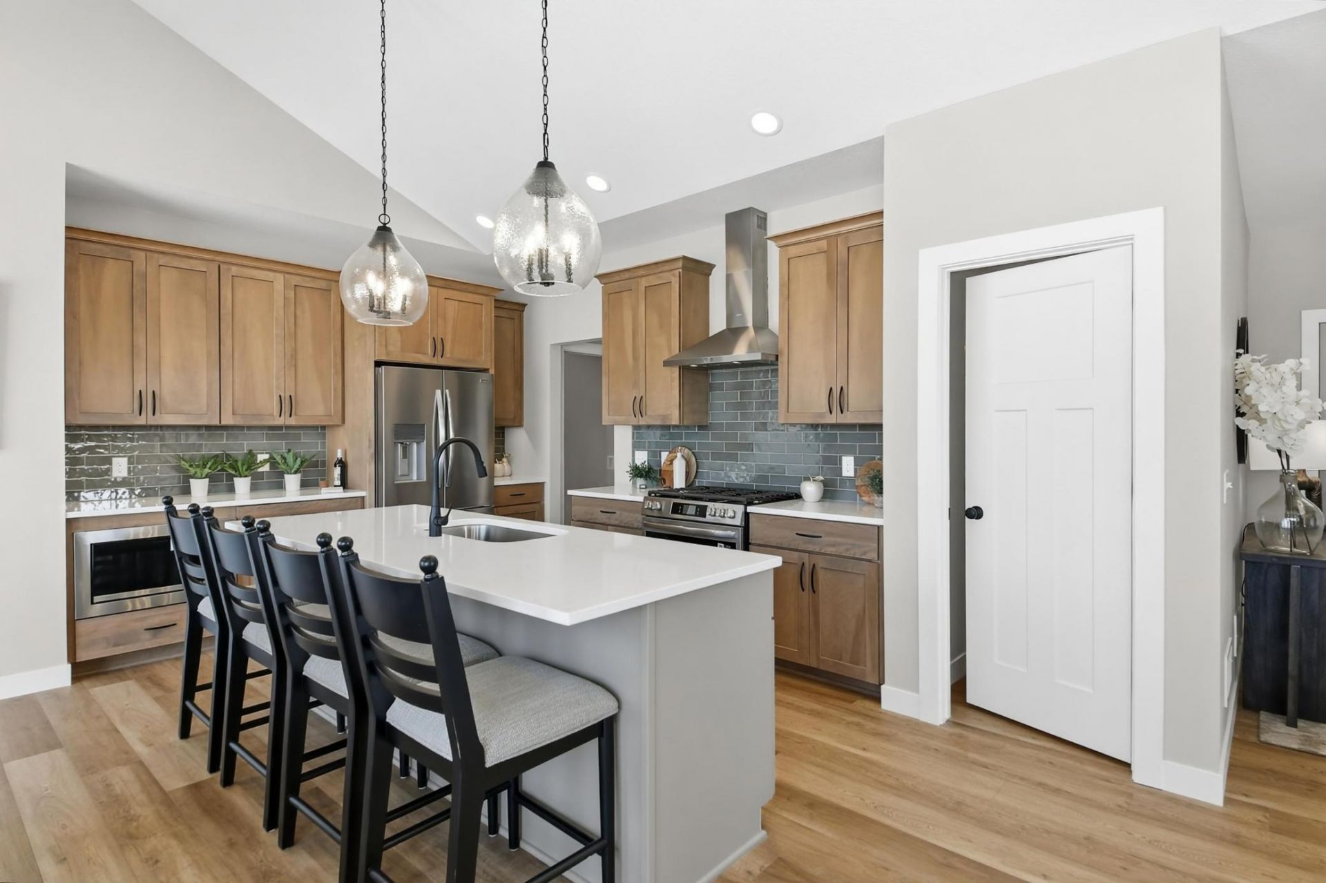 19719 Brooklyn Trail, Farmington, MN 55024