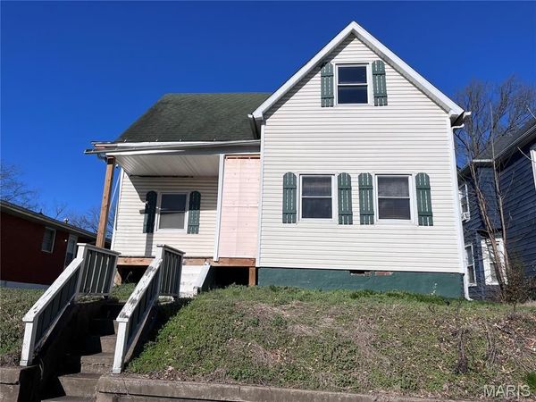 113 S Pacific Street, Cape Girardeau, MO 63703