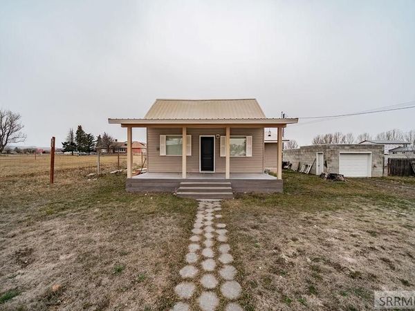 351 W 7800 S, REXBURG, ID 83440