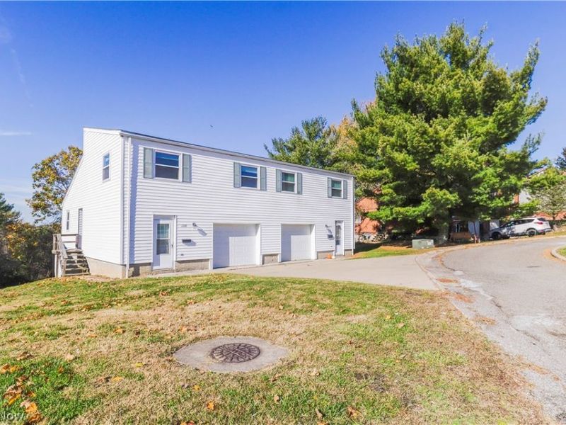 128 Orchard Drive, Unit A & B, Saint Clairsville, OH 43950 Photo 2