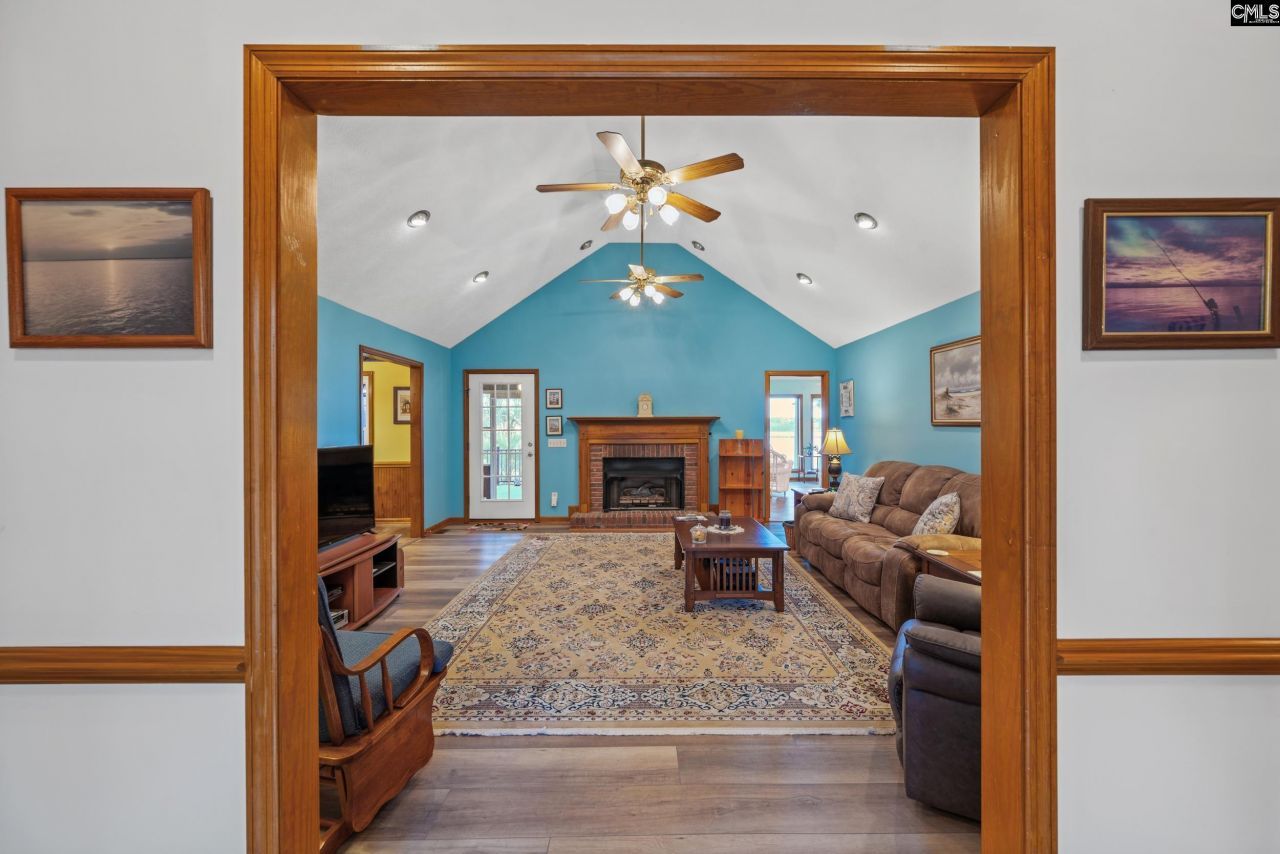 120 Little Saluda Lane  Photo 7