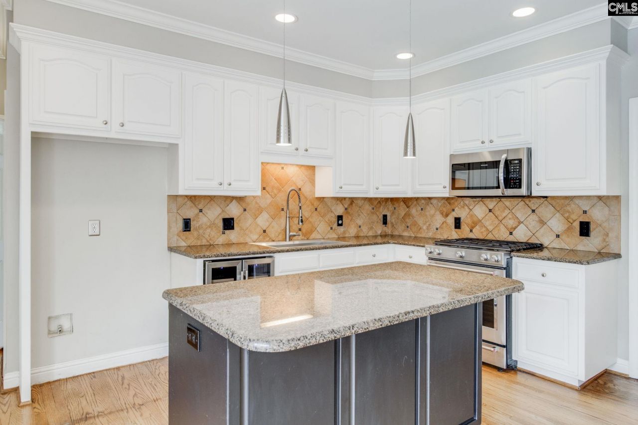 218 Bentwood Drive Photo 11