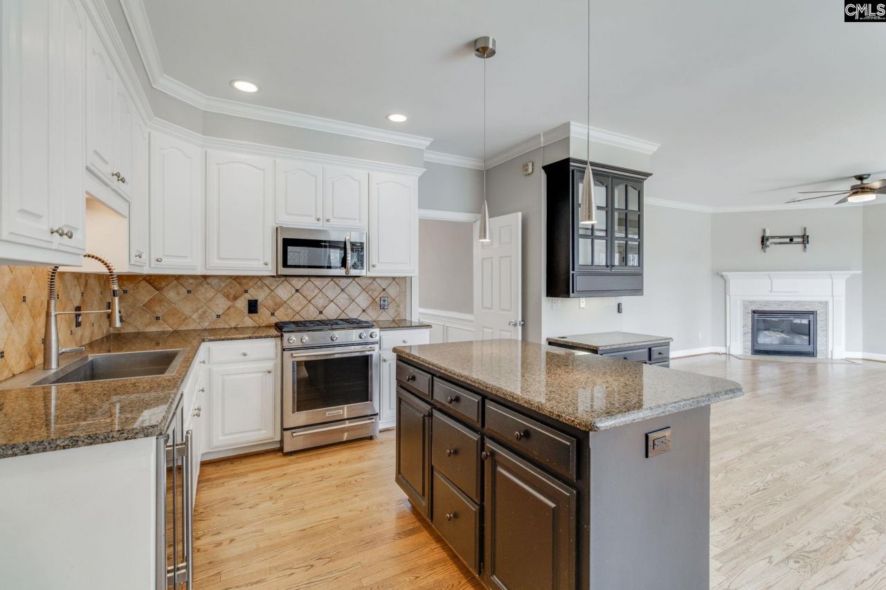 218 Bentwood Drive Photo 12