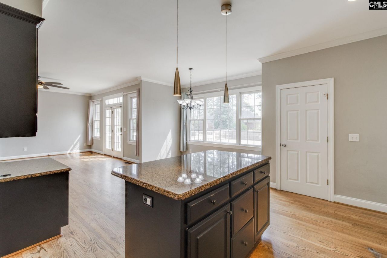 218 Bentwood Drive Photo 13