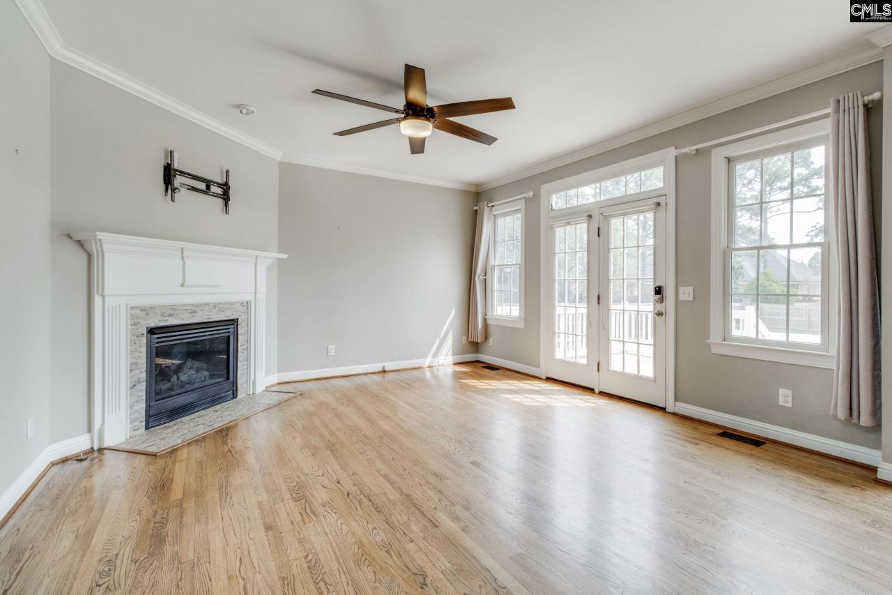 218 Bentwood Drive Photo 17