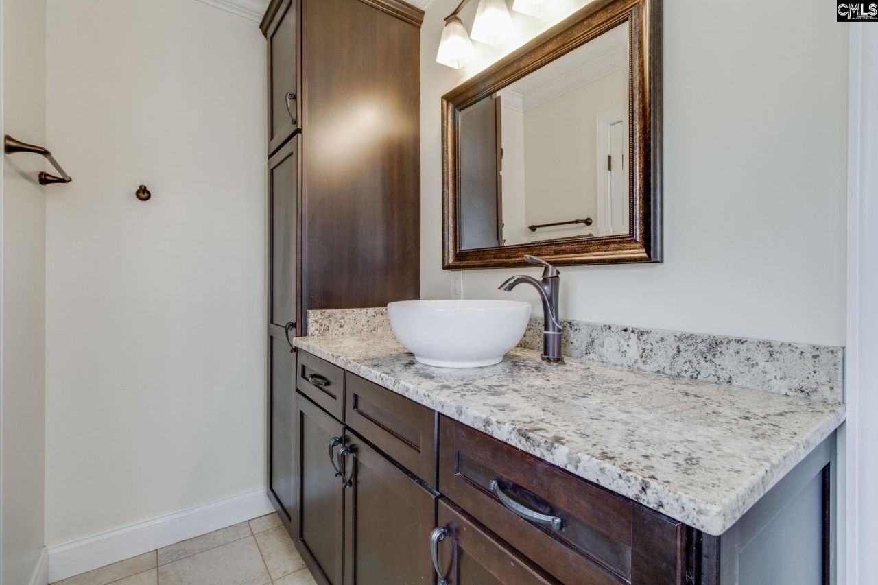 218 Bentwood Drive Photo 26