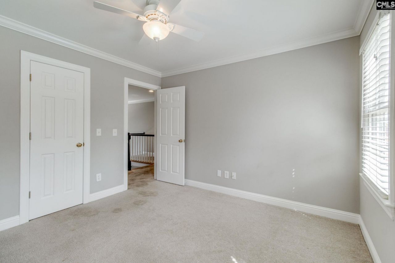 218 Bentwood Drive Photo 32