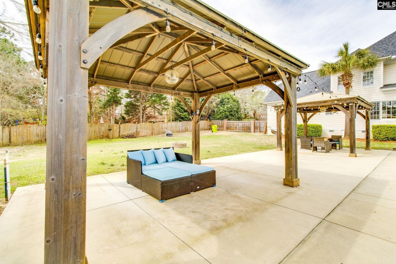 218 Bentwood Drive Photo 43