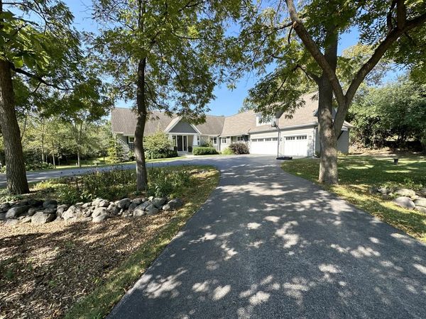 W315S3221 Harvest View DRIVE, Waukesha, WI 53189