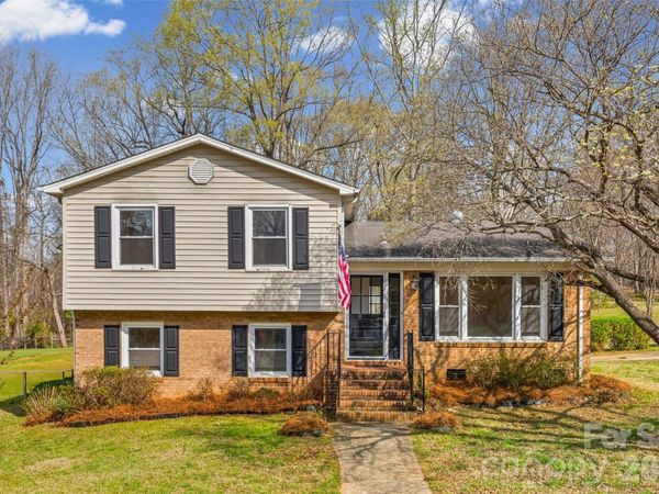 5322 Larewood Drive, Charlotte, NC 28215