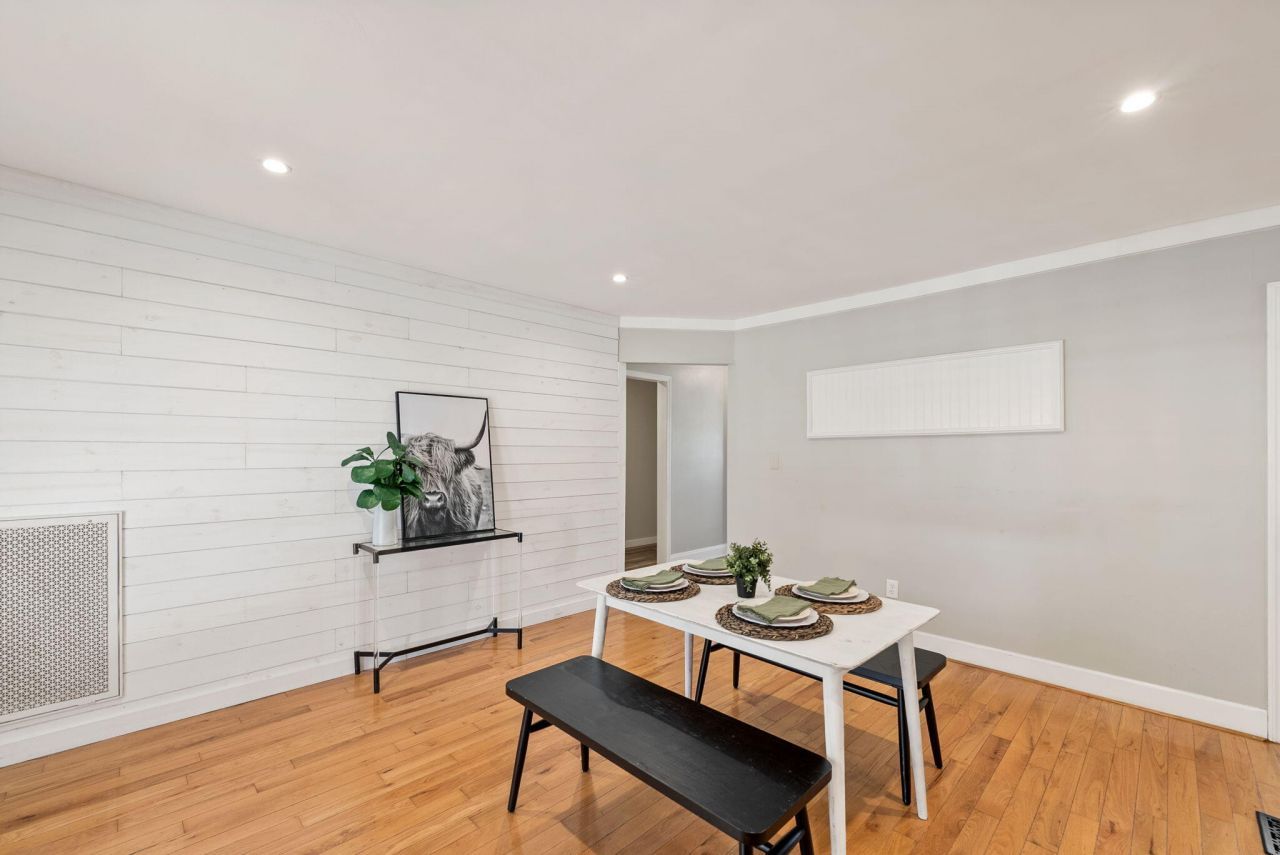 122 George Lane Photo 16