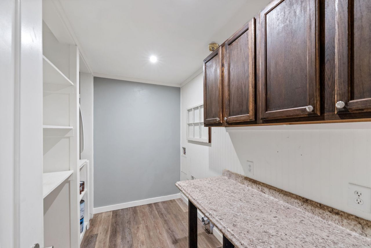 122 George Lane Photo 18