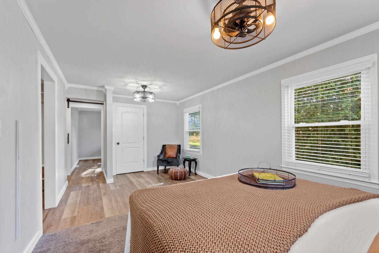 122 George Lane Photo 23