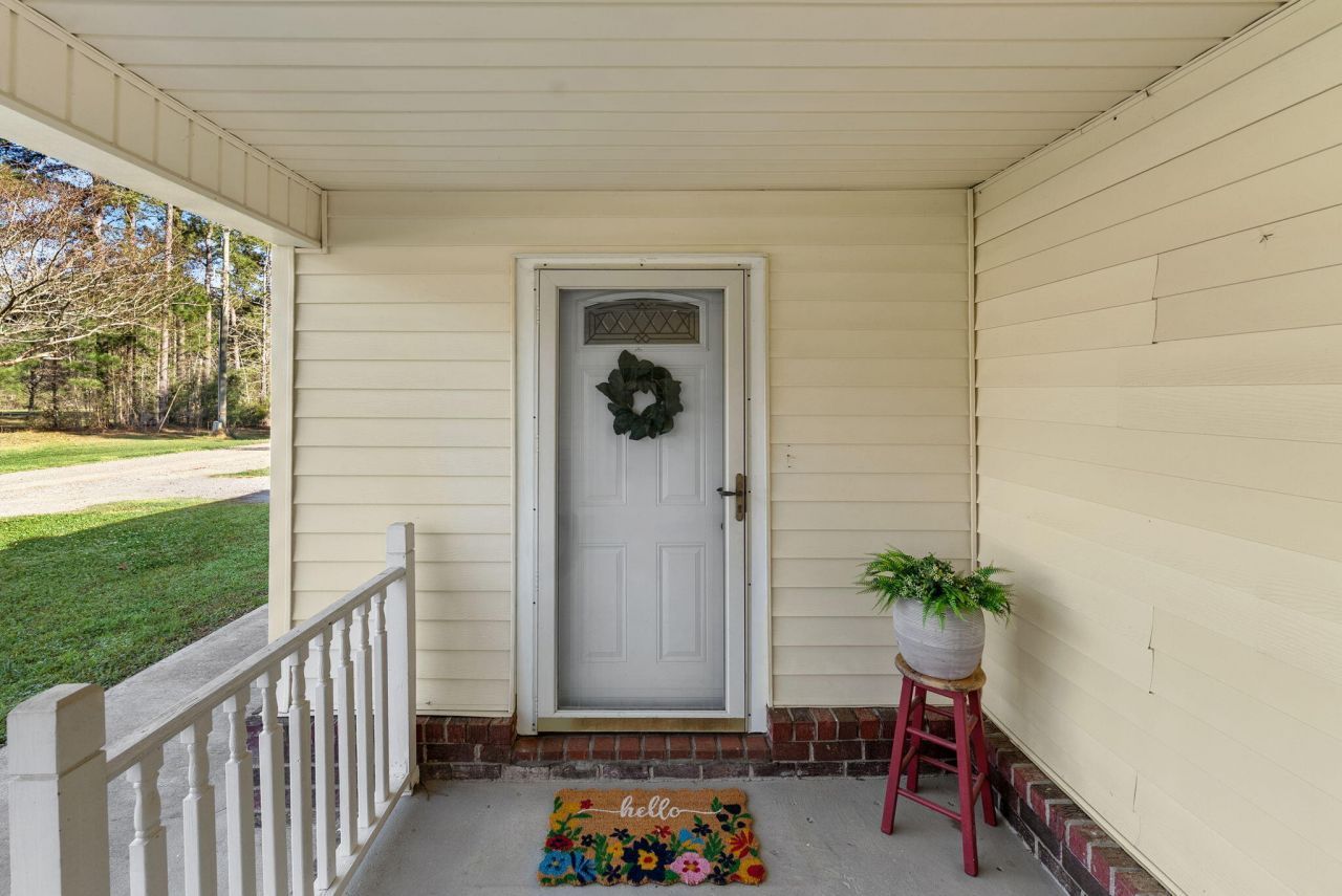 122 George Lane Photo 8