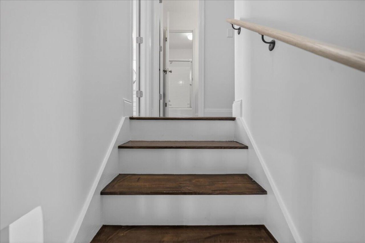 5558 Evelyn Drive Photo 14