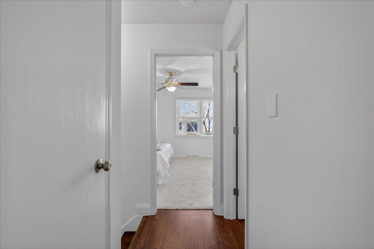 5558 Evelyn Drive Photo 15