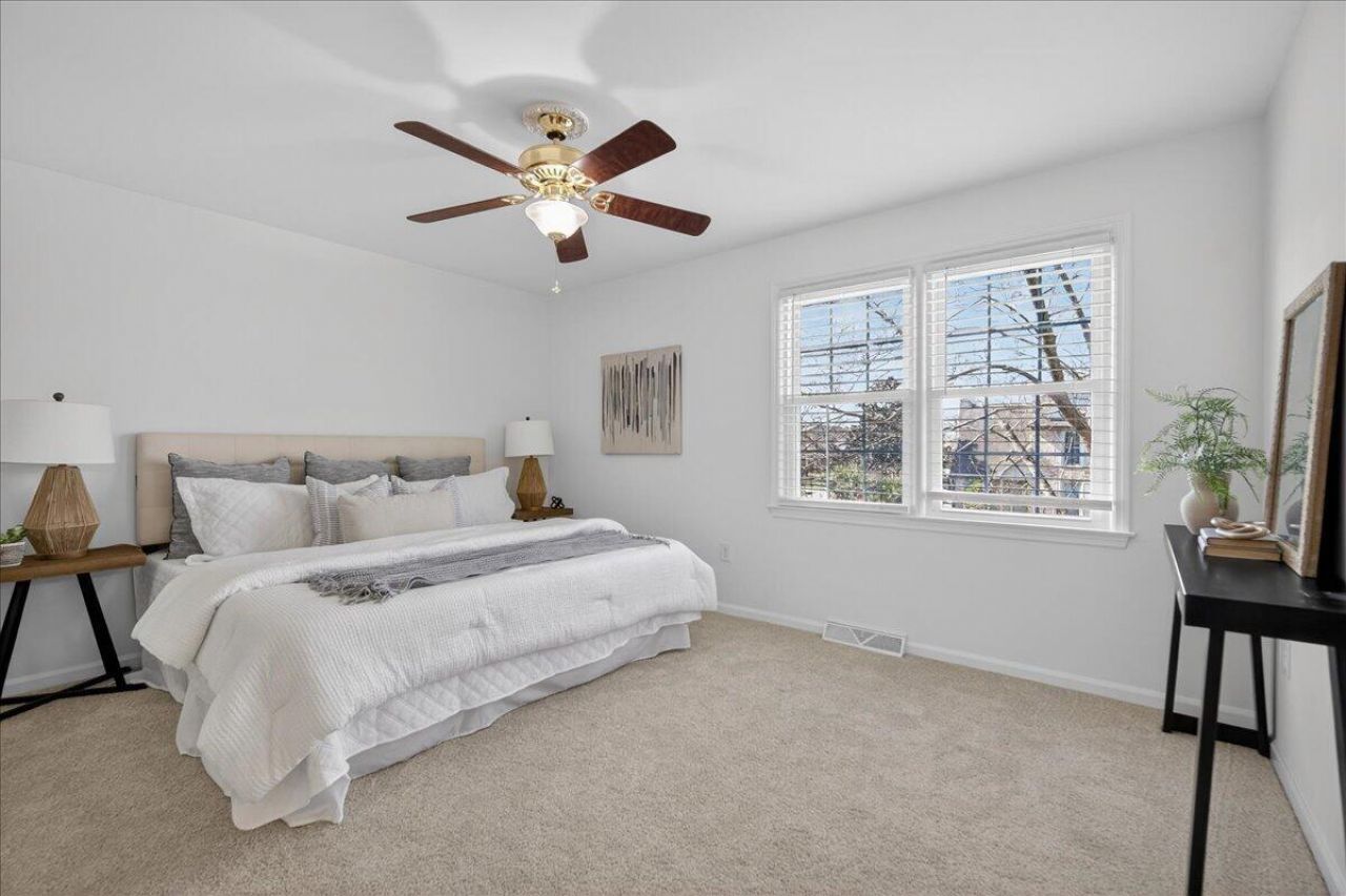 5558 Evelyn Drive Photo 16