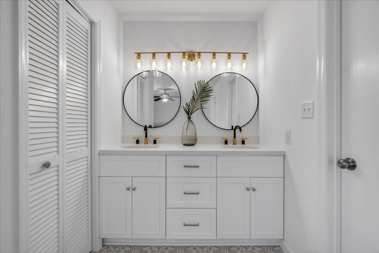 5558 Evelyn Drive Photo 18