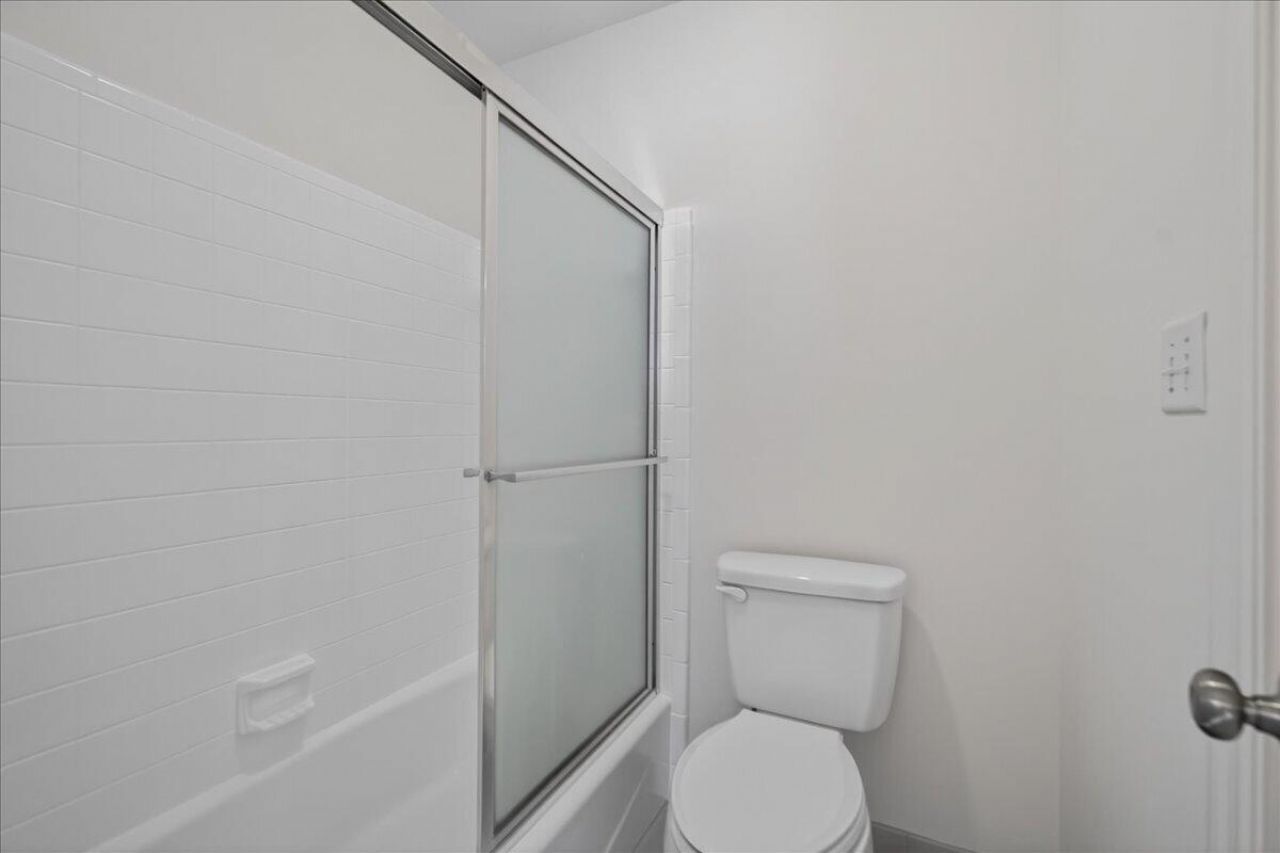 5558 Evelyn Drive Photo 20