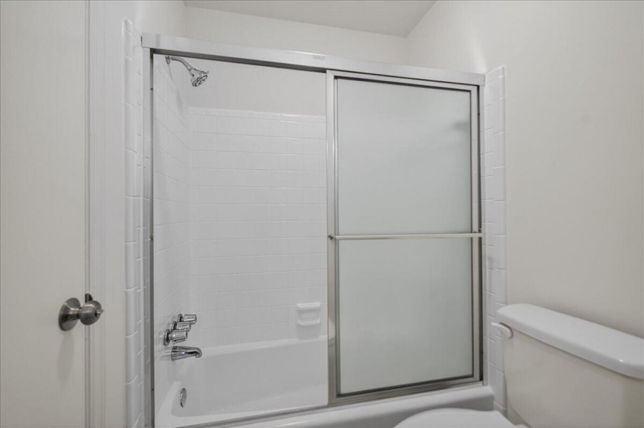 5558 Evelyn Drive Photo 21