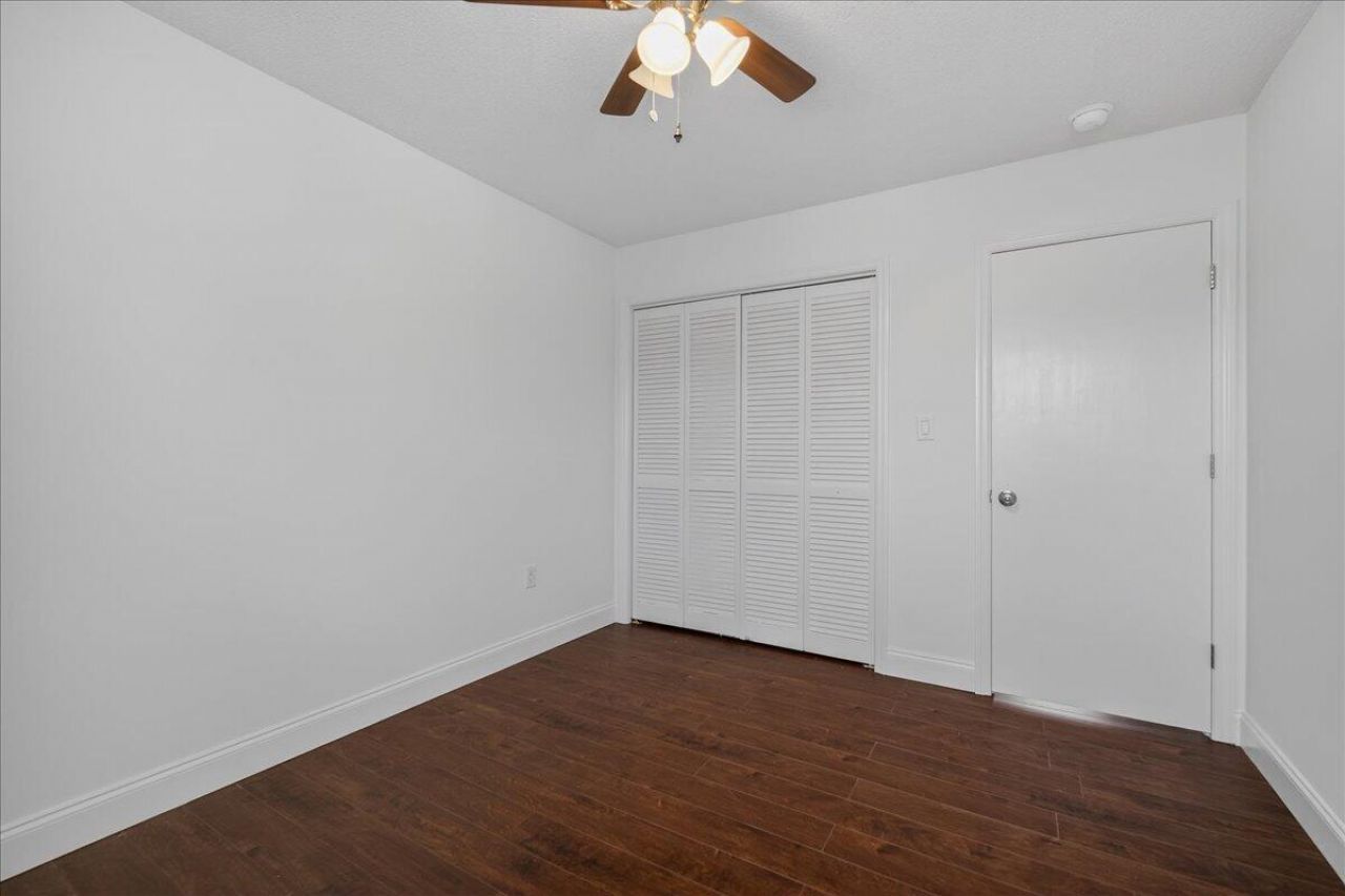 5558 Evelyn Drive Photo 27