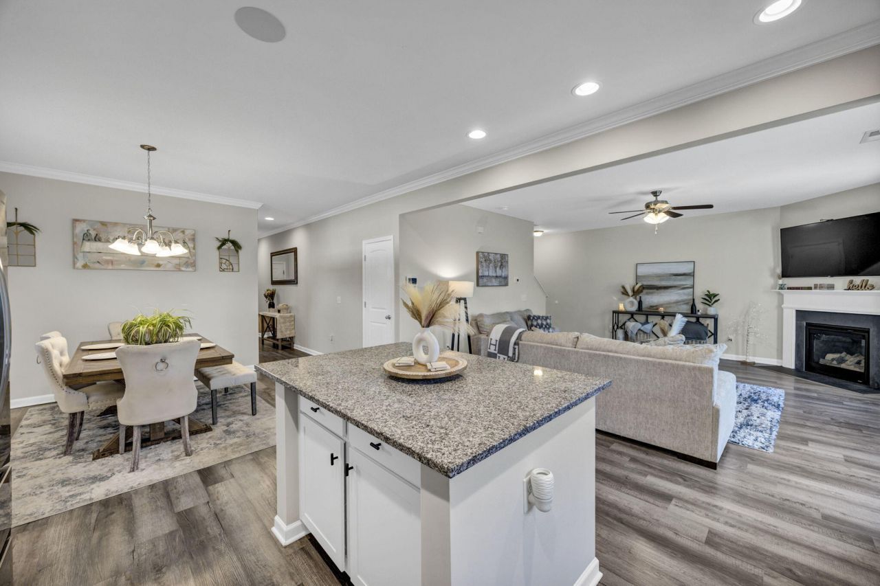 616 Rose Quartz Lane Photo 12