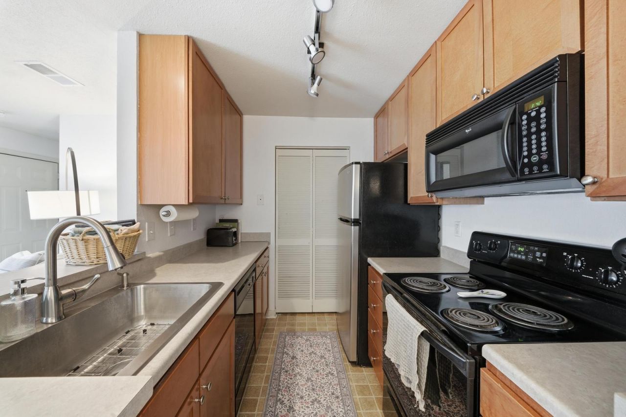 267 Alexandra Road Photo 16