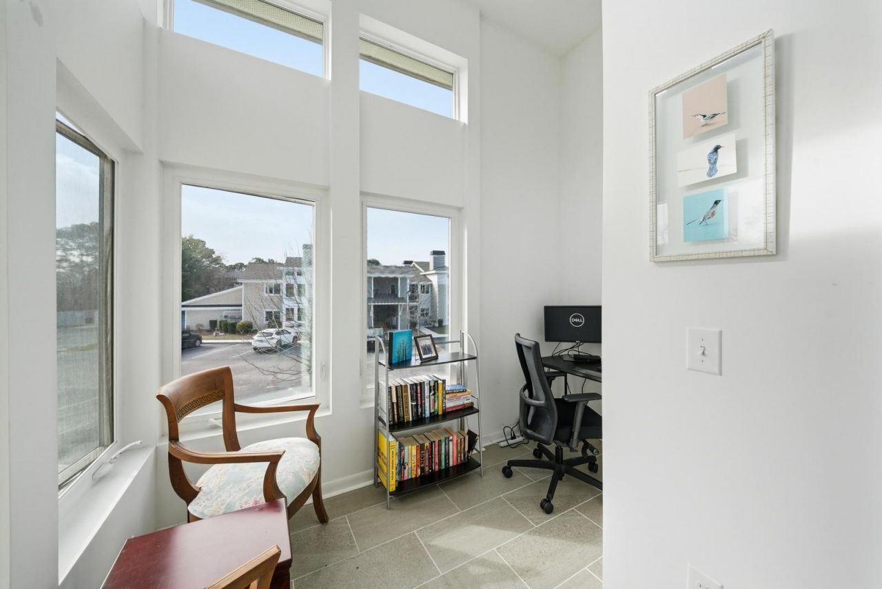 267 Alexandra Road Photo 22