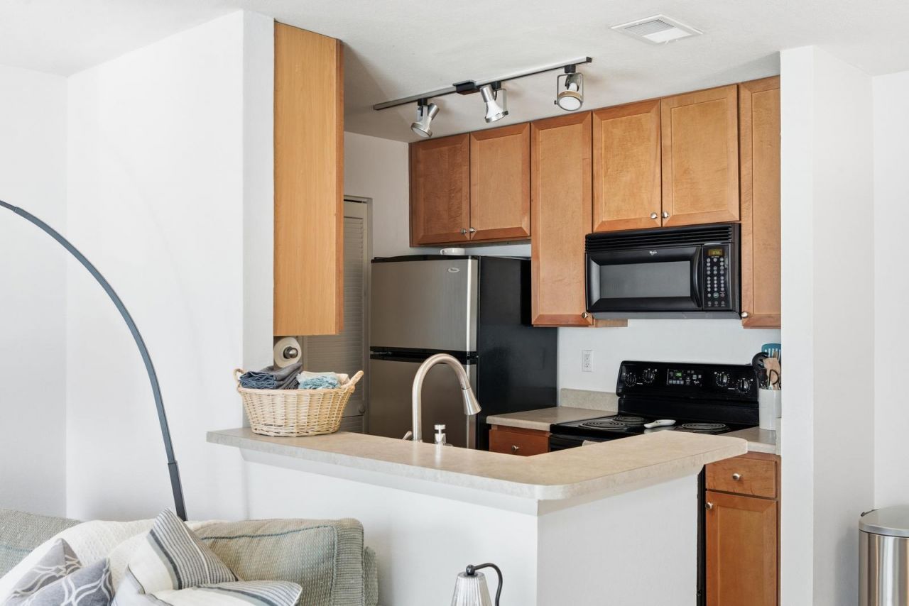 267 Alexandra Road Photo 26