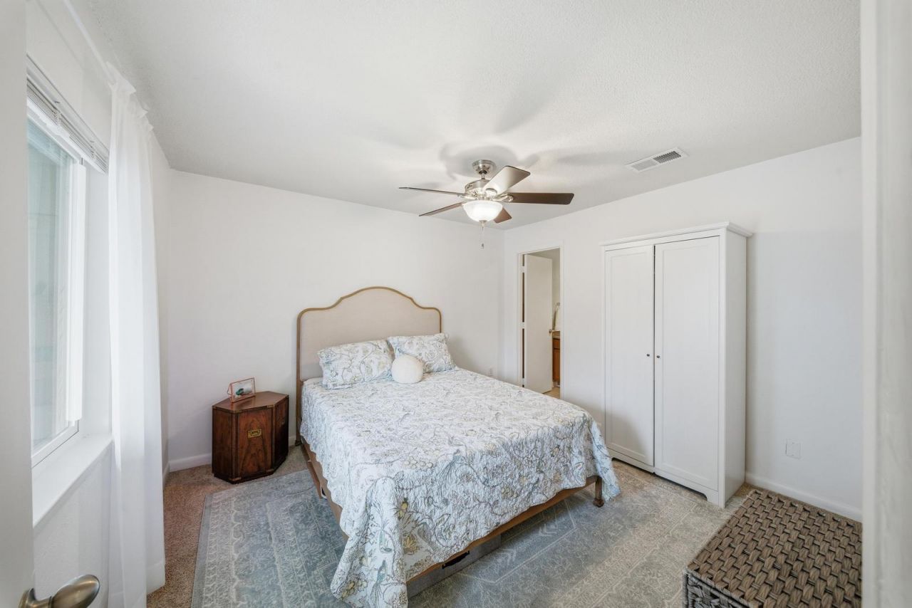 267 Alexandra Road Photo 29