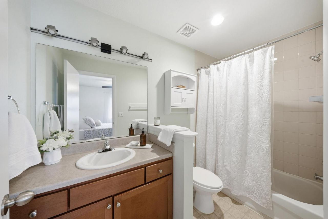 267 Alexandra Road Photo 31